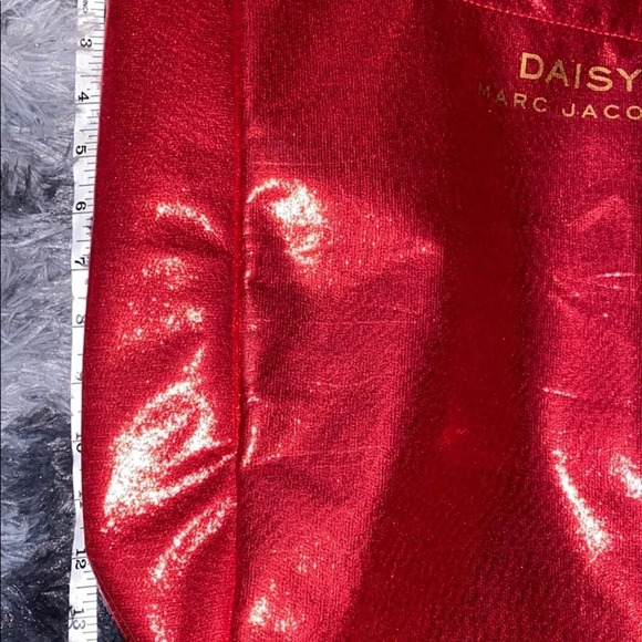 Marc Jacobs daisy red  large tote bag - Picture 5 of 8